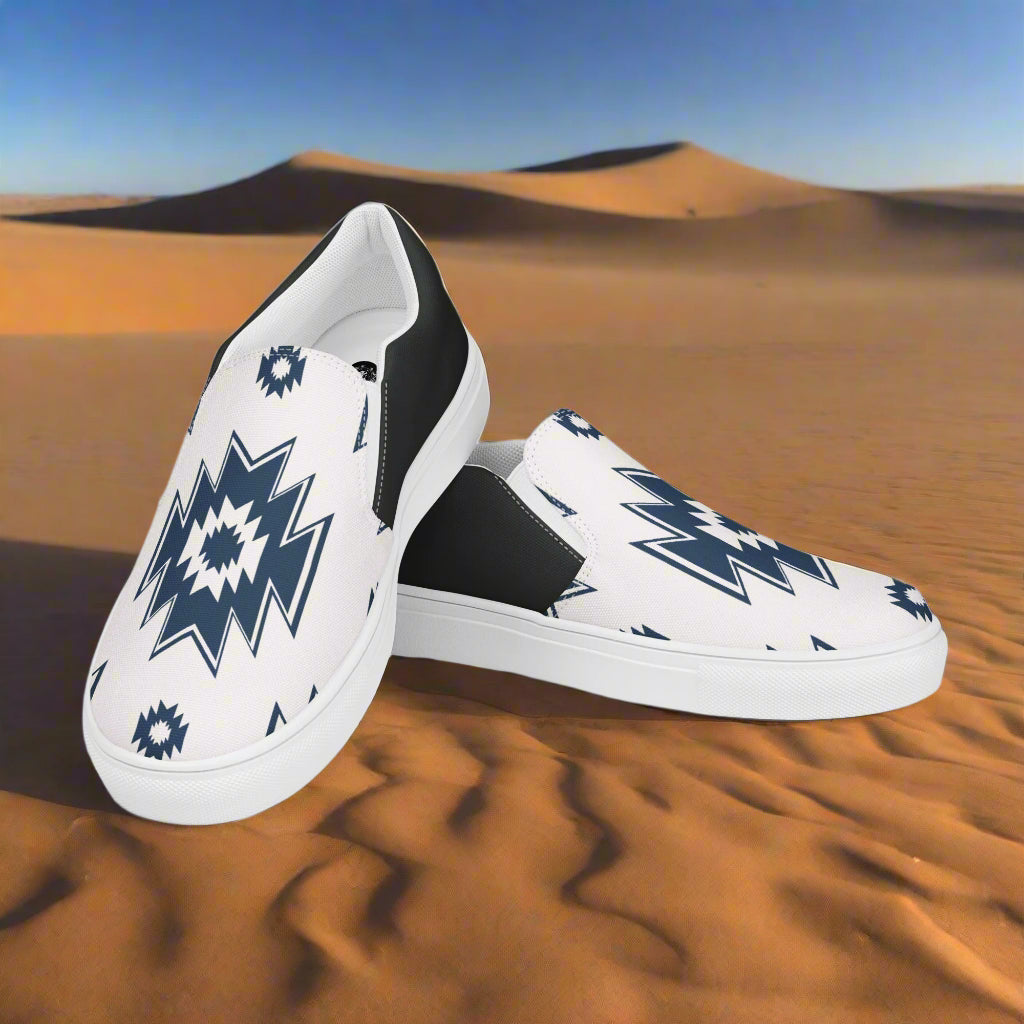 Genao Halftone Southwest Print Slip-on Canvas Shoes with a Unique Design on a Desert Background