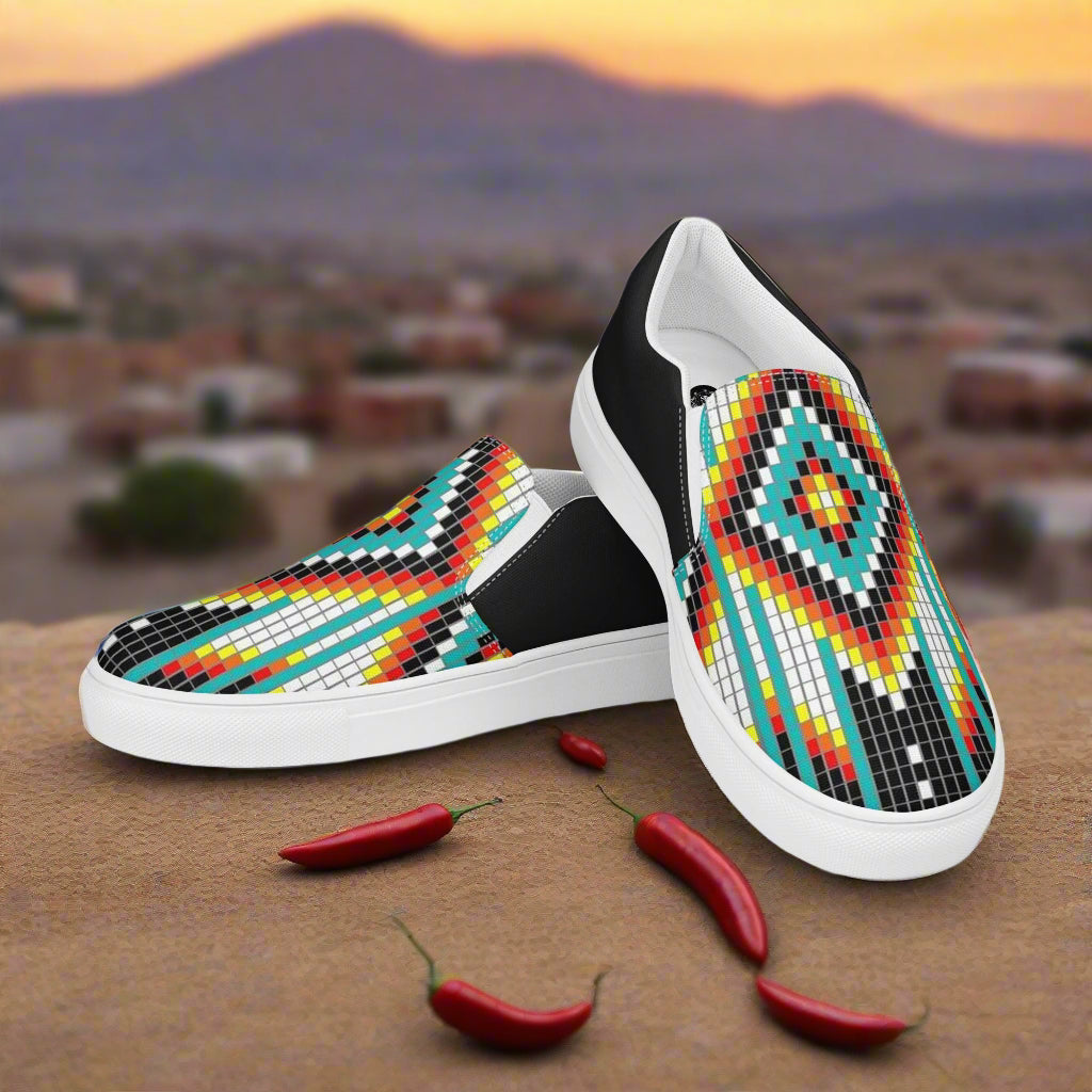 Stylish Slip-on Canvas Shoes Hotai Halftone with Colorful Geometric Pattern for Summer Wear
