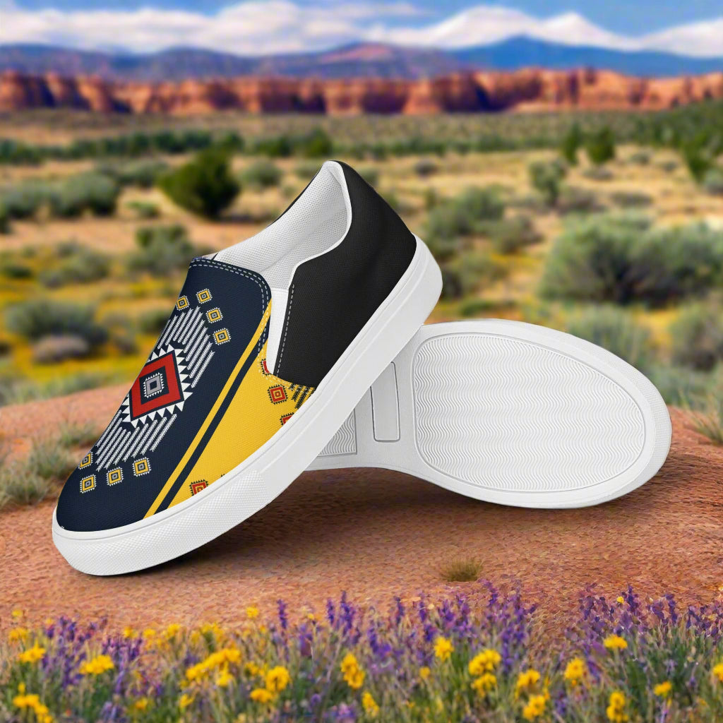 WildSage Market Slip-on Canvas Shoes Kaibito Halftone in Vibrant Patterns for Stylish Comfort