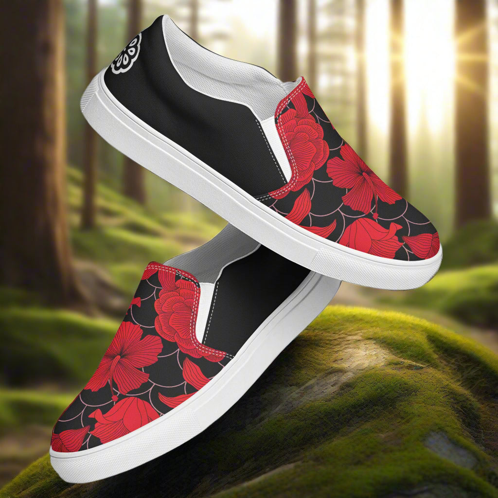 Red Lily Halftone Slip-on Canvas Shoes with vibrant floral design and comfortable fit for casual wear