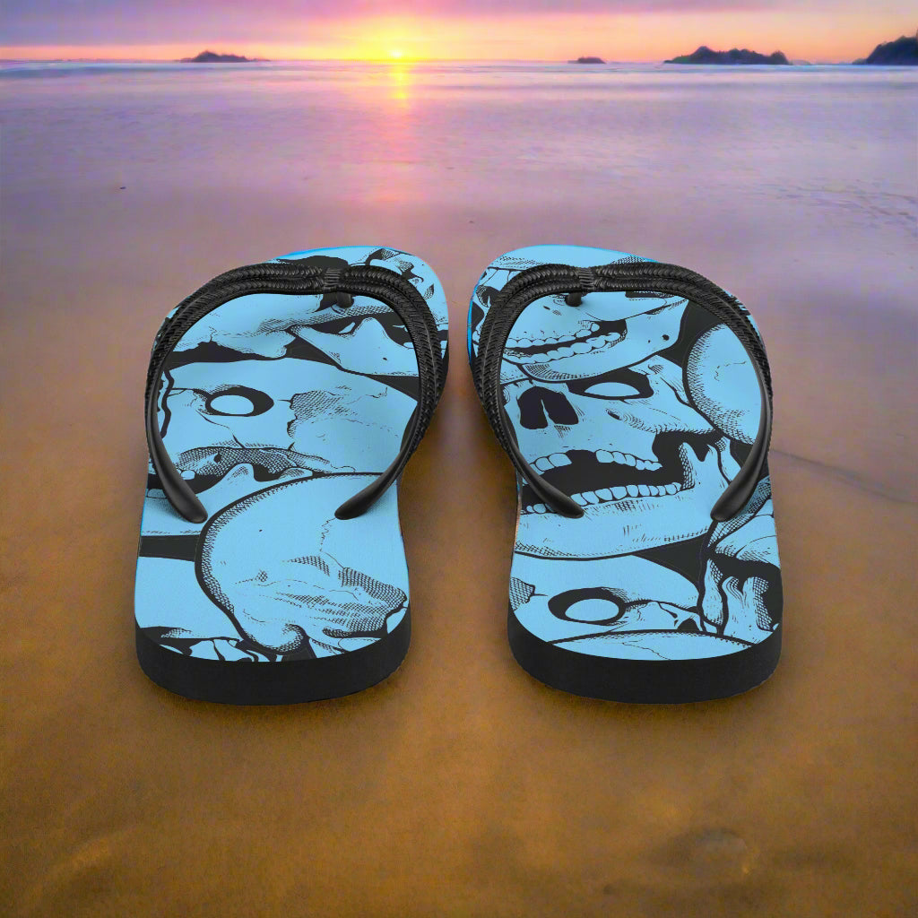 Skull Print Flip-Flops Light Blue with Bold Skull Design for Stylish Beach Footwear