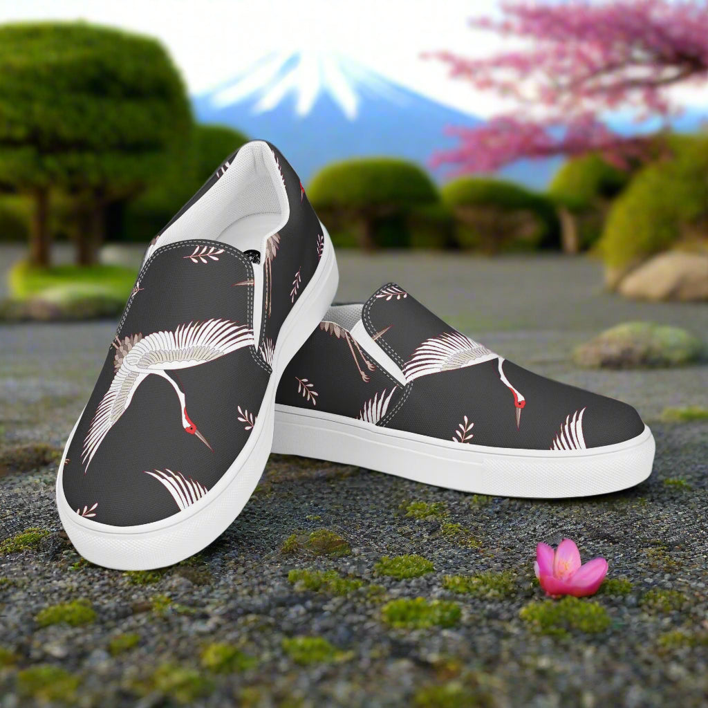 Stylish Slip-on Canvas Shoes Black Crane with Elegant Crane Pattern for Casual Wear
