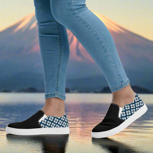 Slip-on Canvas Shoes Blue Orchid Two Tone featuring a stylish design and comfortable fit