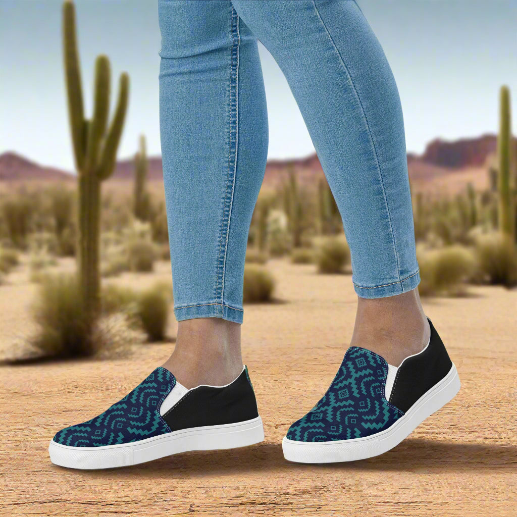Slip-on Canvas Shoes BlueRock Halftone featuring a stylish pattern, perfect for casual wear and easy to slip on