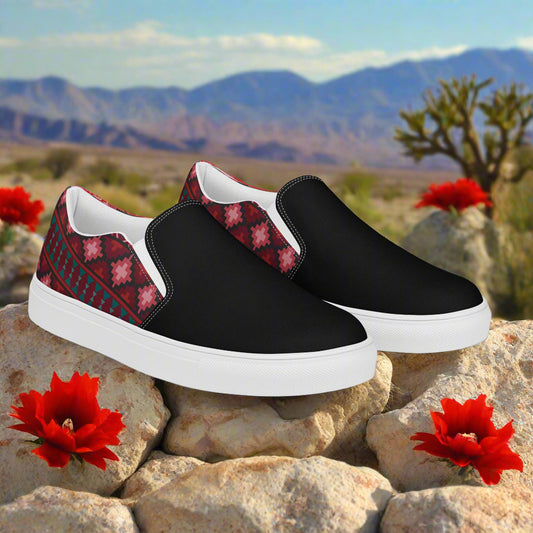 Slip-on Canvas Shoes Chinle Two Tone featuring a stylish black design with tribal accents