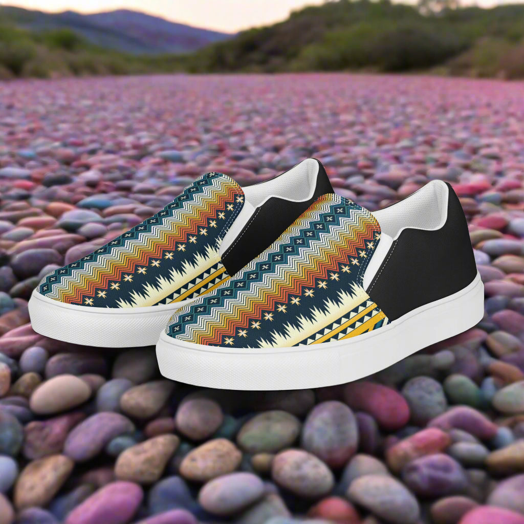 Stylish Slip-on Canvas Shoes Nakai Halftone with Colorful Geometric Patterns for Comfortable Wear