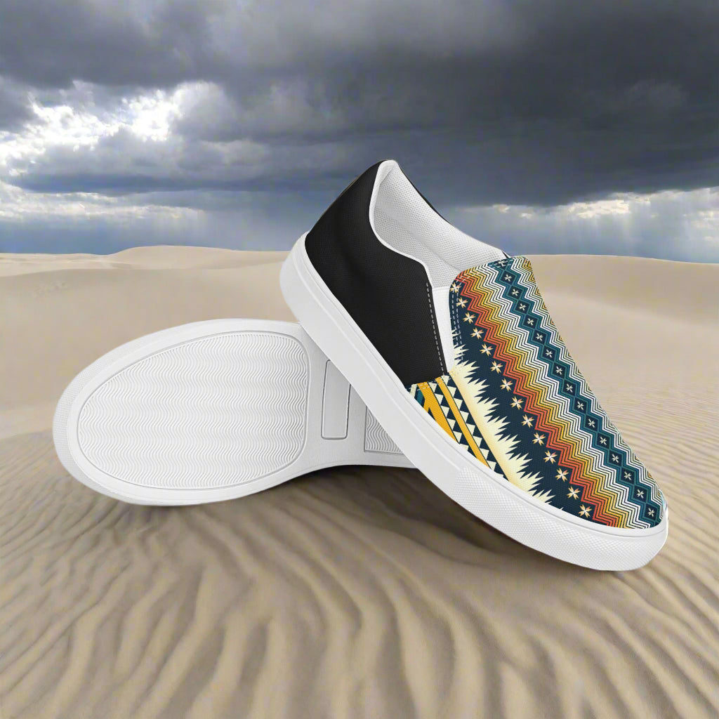 Slip-on Canvas Shoes Nakai Halftone with colorful tribal patterns and a comfortable fit