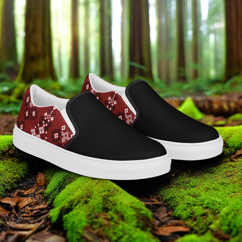 Slip-on Canvas Shoes Red Mesa Two Tone with a black front and patterned back for casual comfort