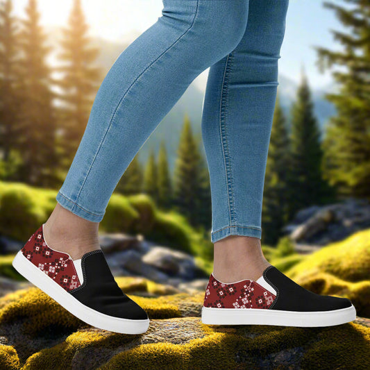 Slip-on Canvas Shoes Red Mesa Two Tone designed for comfort with a stylish pattern for everyday wear