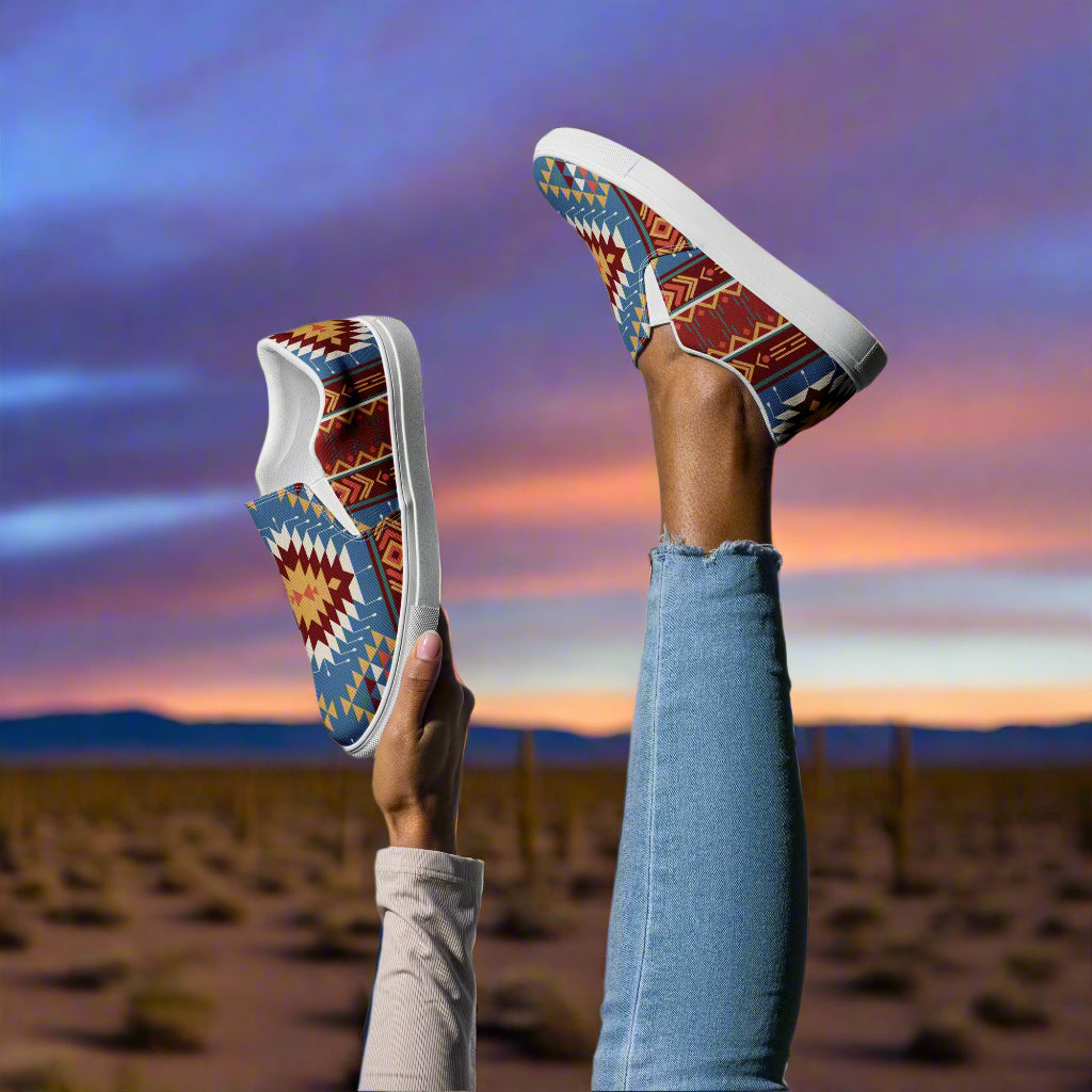 Stylish Slip-on Canvas Shoes Veyo Southwest Print with Vibrant Patterns for Comfortable Wear