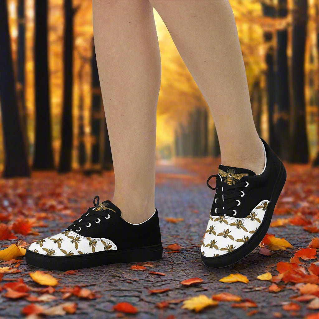 Custom Women's Two Tone Lace Up Shoes Animal Print White Canvas with Bee Pattern