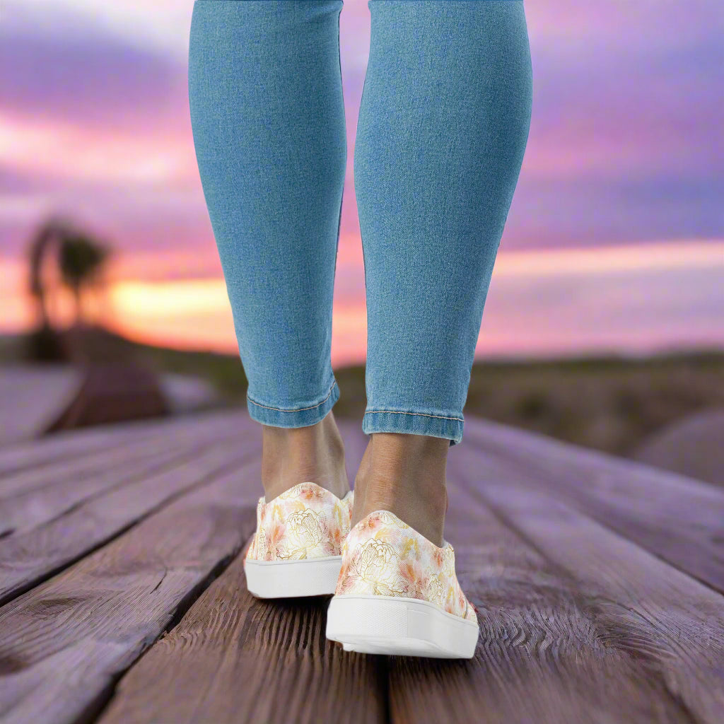 Women’s Slip-on Floral Print Canvas Shoes, Pink Peony