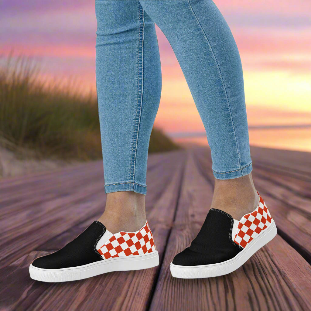 Women’s Slip-On Canvas Shoes Red Checkerboard Two-Tone Print