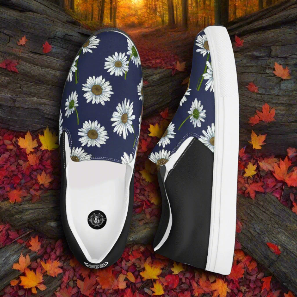 Women’s Slip-on Canvas Shoes Navy Blue with White Daisy Floral Print Halftone