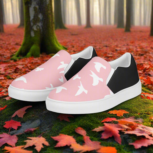 Women’s Custom Slip-on Animal Print Canvas Shoes, White birds on Pink, Halftone