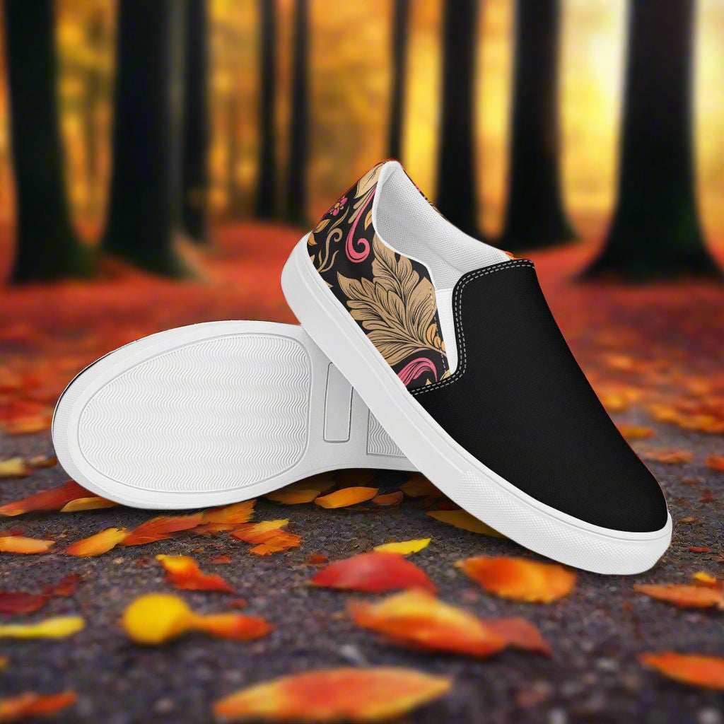 Women’s Slip-on Canvas Shoes Retro Floral Print Two-Tone