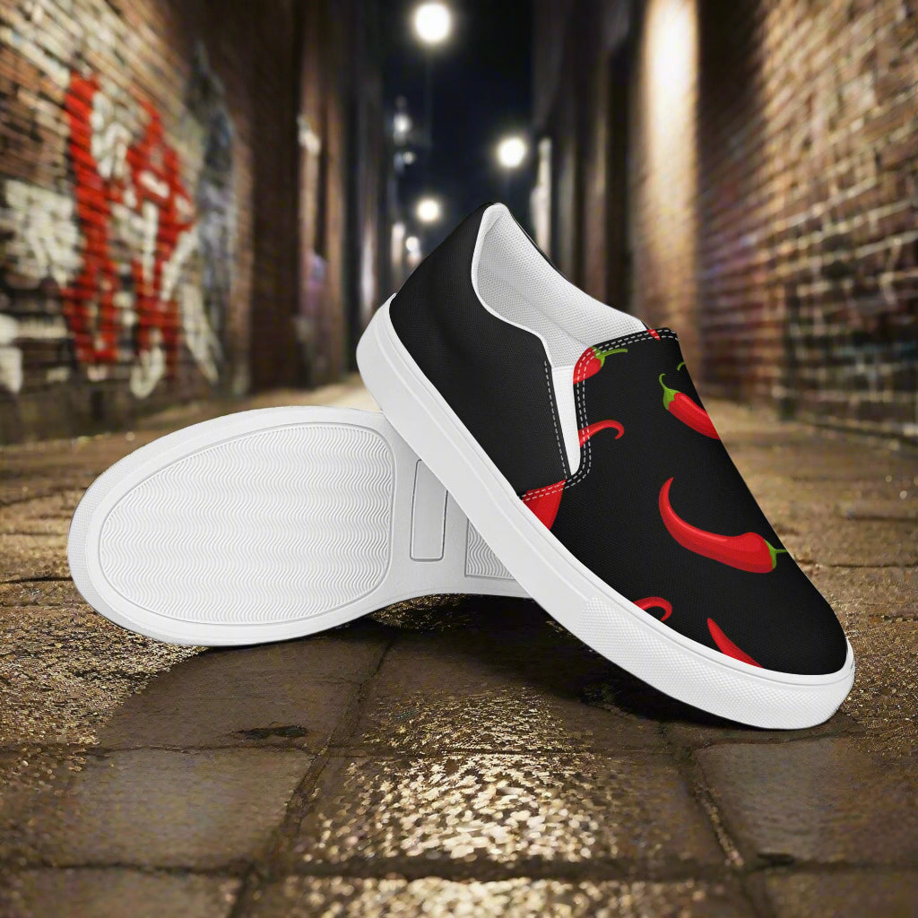 Women’s Slip-on Canvas Shoes Hot Chili Print Half-Tone