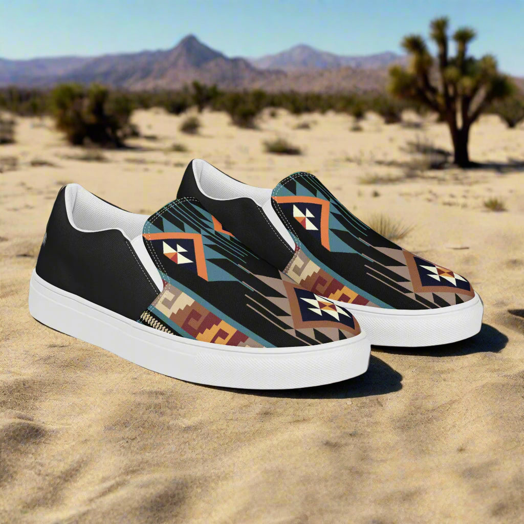 Custom Southwest Print Women’s Slip-on Canvas Shoes Native American Geometric Pattern Two Tone Halftone