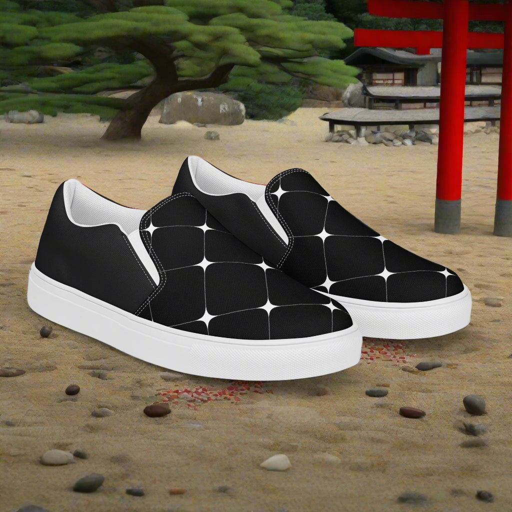 Black Diamond Halftone Slip-on Canvas Shoes with a Stylish Design for Casual Outfits