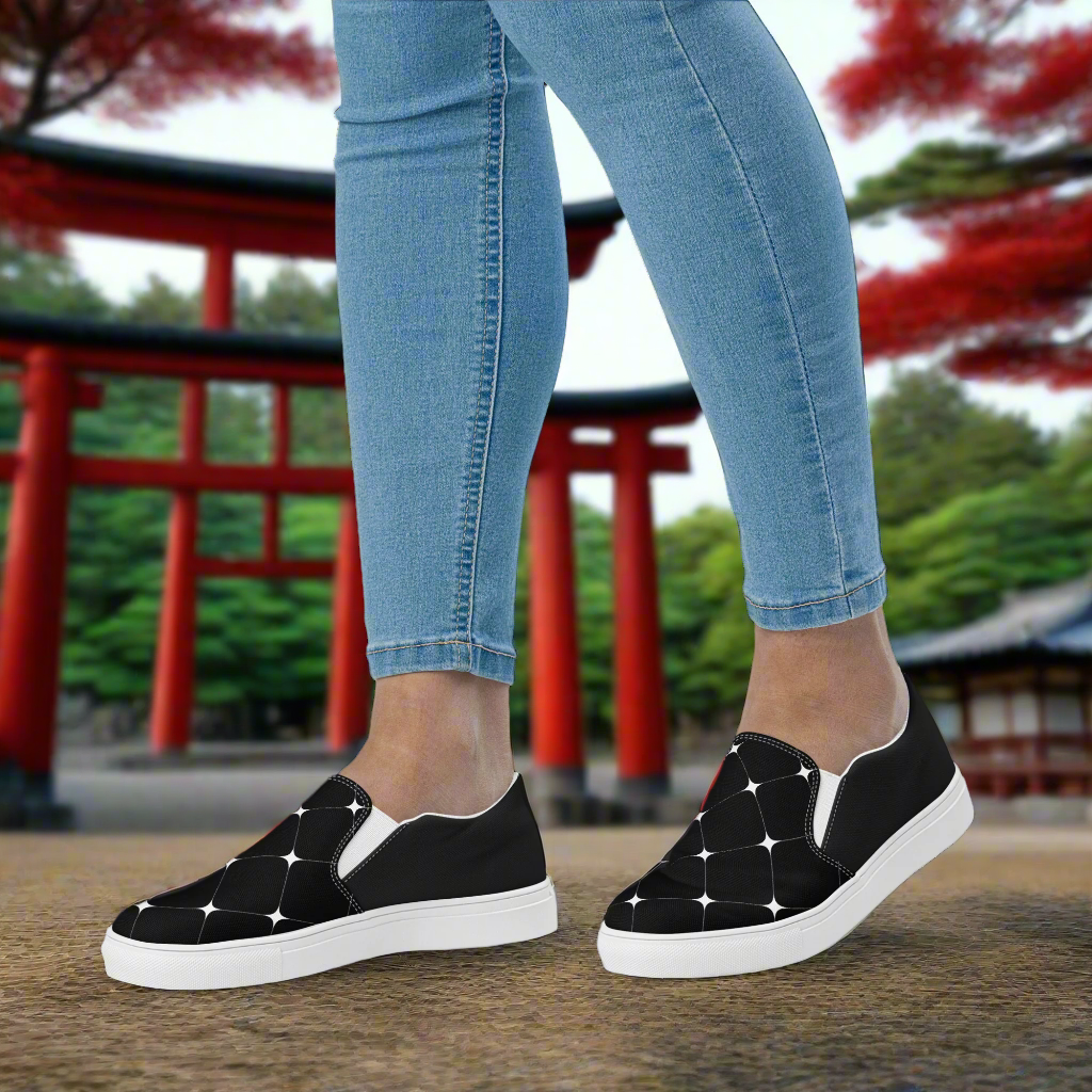 Black Diamond Halftone Slip-on Canvas Shoes with Comfortable Fit for Everyday Style