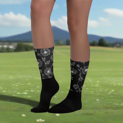 Unisex Black Bottom Floral Print Socks, Black with White Poppy Pattern