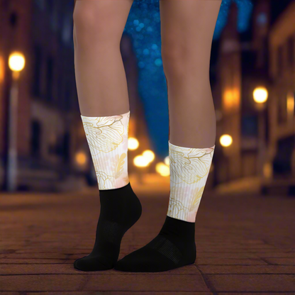 Unisex Black Bottom Floral Print Socks, Pink Peony