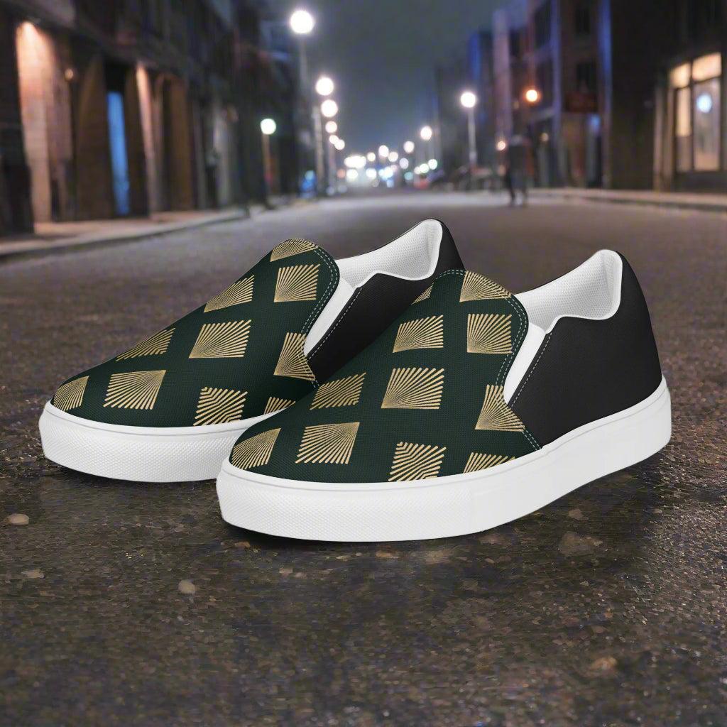 Deco Diamond Halftone Slip-on Canvas Shoes in Green and Black Design for Stylish Comfort