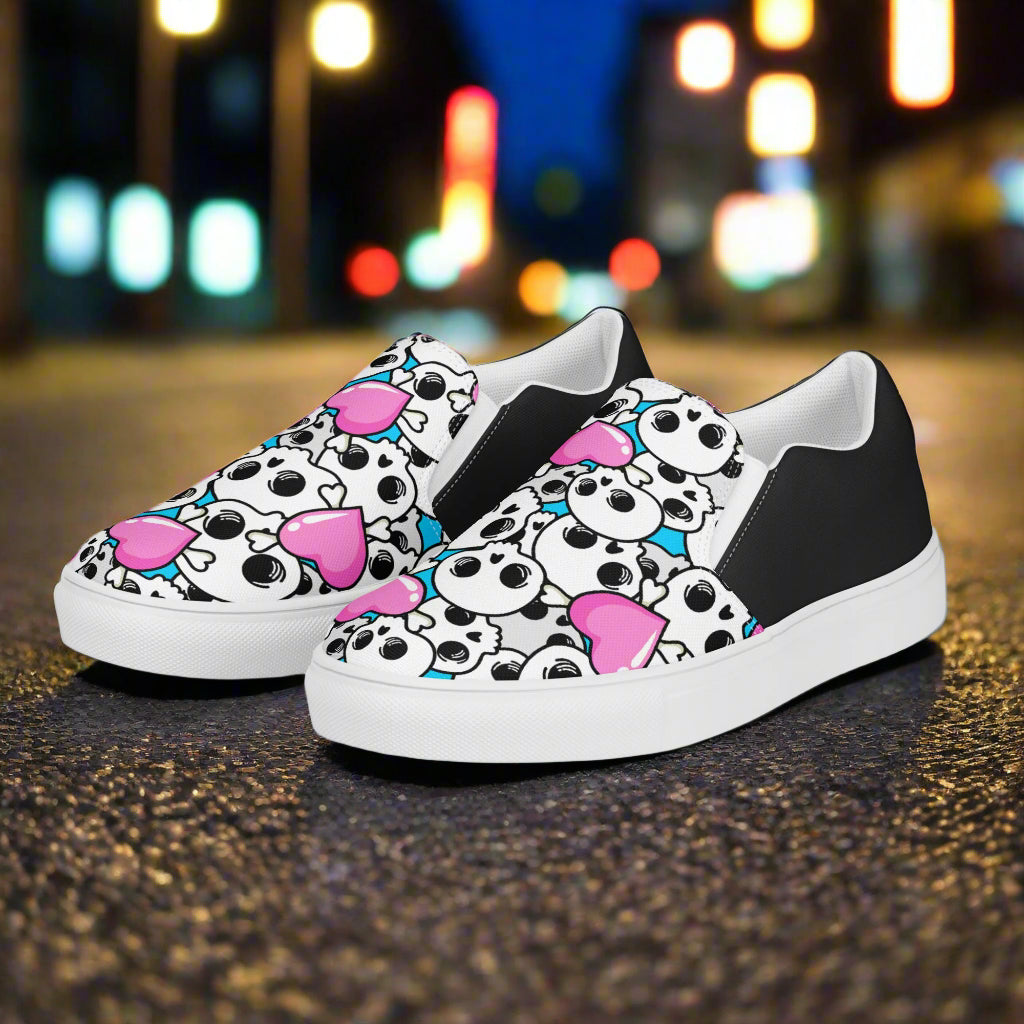 Pink Heart Skulls Halftone Slip-On Canvas Shoes with Fun Pattern and Comfortable Fit