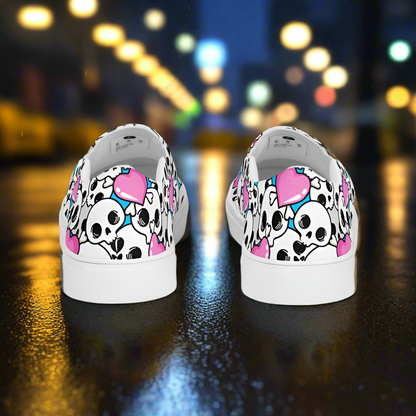 Pink Heart Skulls Slip-On Canvas Shoes with streetstyle skull and heart design for casual wear