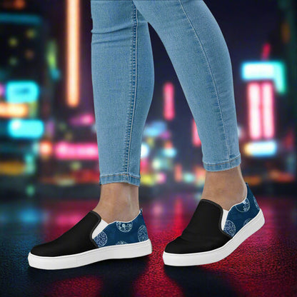 Slip-on Canvas Shoes Blue Seals Two Tone featuring a stylish design and comfortable fit for casual wear