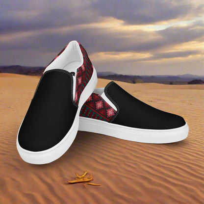 Slip-on Canvas Shoes Chinle Two Tone featuring a stylish black design with vibrant patterned accents