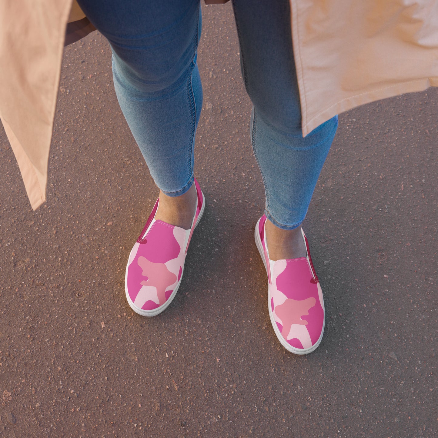 GeoMetro | Women’s Slip-on Canvas Shoes | Pink Camo