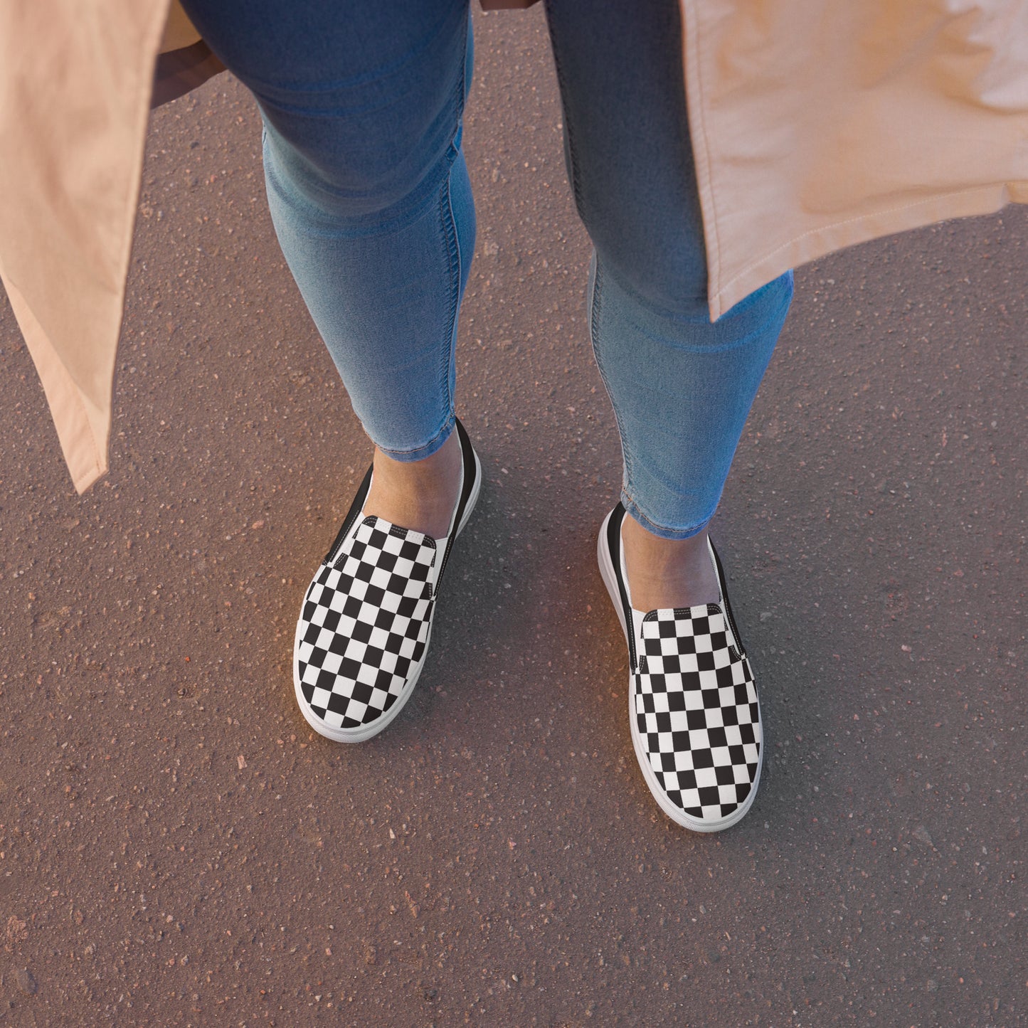 GeoMetro | Women’s Slip-on Canvas Shoes | Chex Halftone