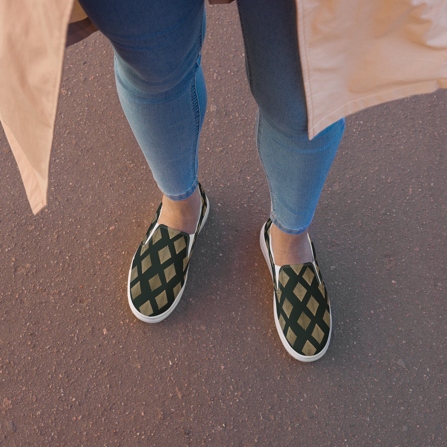 GeoMetro | Women’s Slip-on Canvas Shoes | Deco Diamond