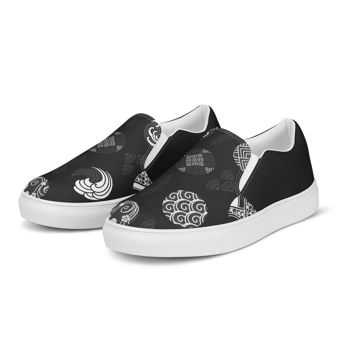 Silk Road | Women’s Slip-on Canvas Shoes | Black Seals Halftone