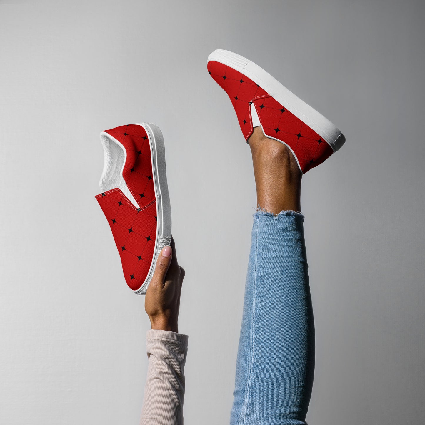 Silk Road | Women’s Slip-on Canvas Shoes | Red Diamond