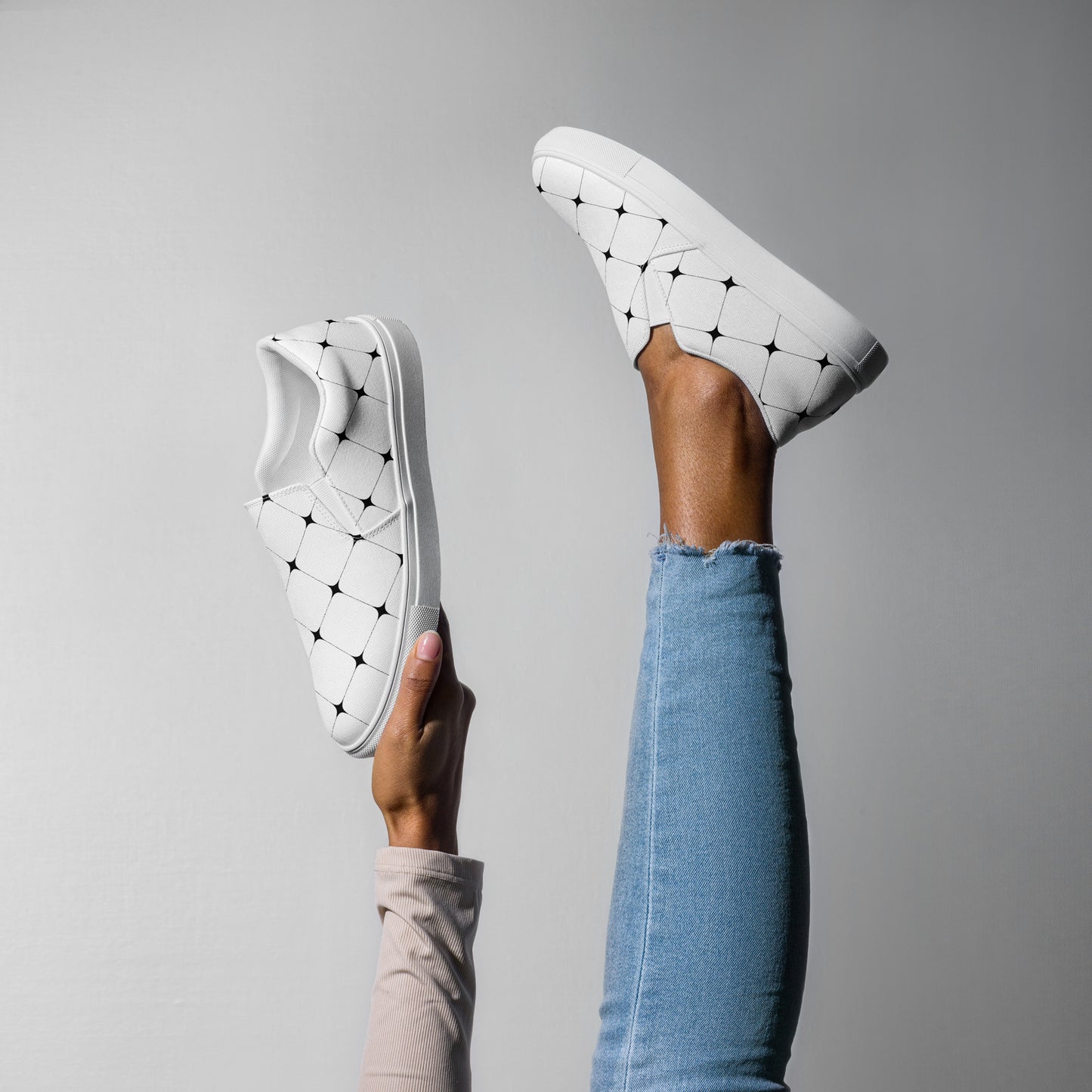 Silk Road | Women’s Slip-on Canvas Shoes | White Diamond