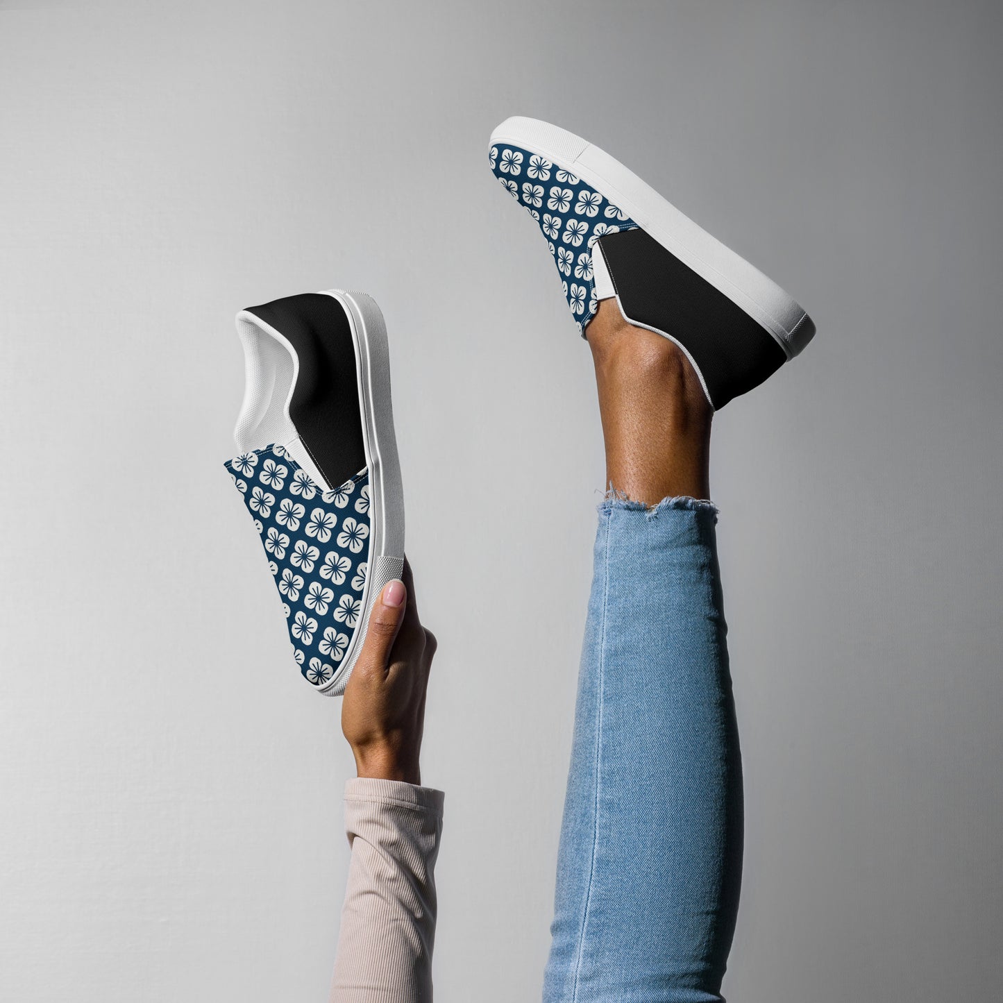 Silk Road | Women’s Slip-on Canvas Shoes | Blue Orchid Halftone