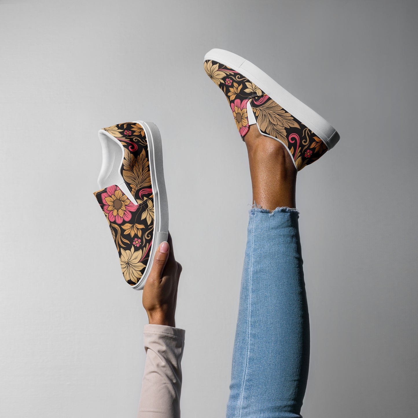 Eden Garden | Women’s Slip-on Canvas Shoes | Retro Flower