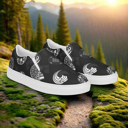 Women’s Custom Asian Print, Slip-on Canvas Shoes, Black with traditional Japanese Crests Pattern