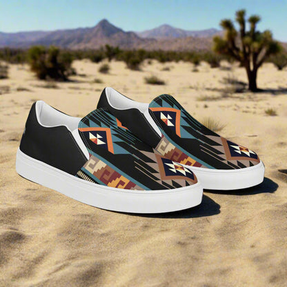 Custom Southwest Print Women’s Slip-on Canvas Shoes Native American Geometric Pattern Two Tone Halftone
